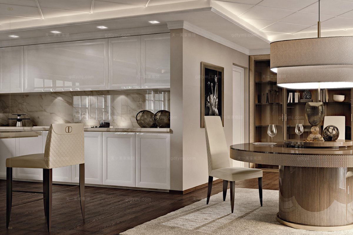 Daytona后現代露木紋餐桌