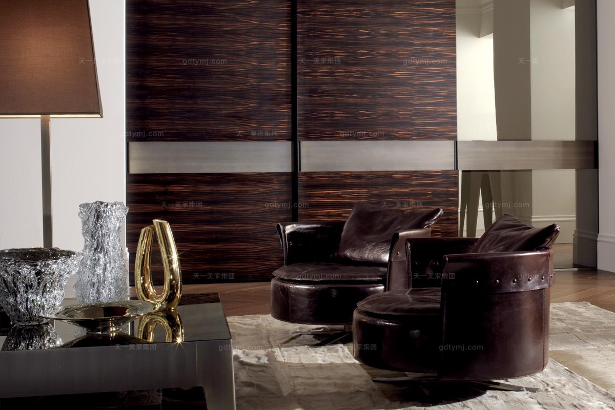 Longhi現代棕色真皮時尚休閑椅