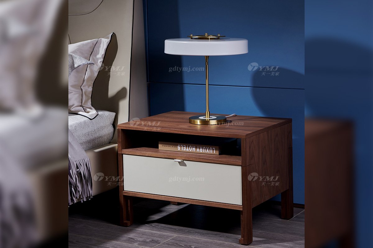 現代輕奢家具品牌高端別墅家具時尚臥室北美黑胡桃實木床頭柜B-07床頭柜1