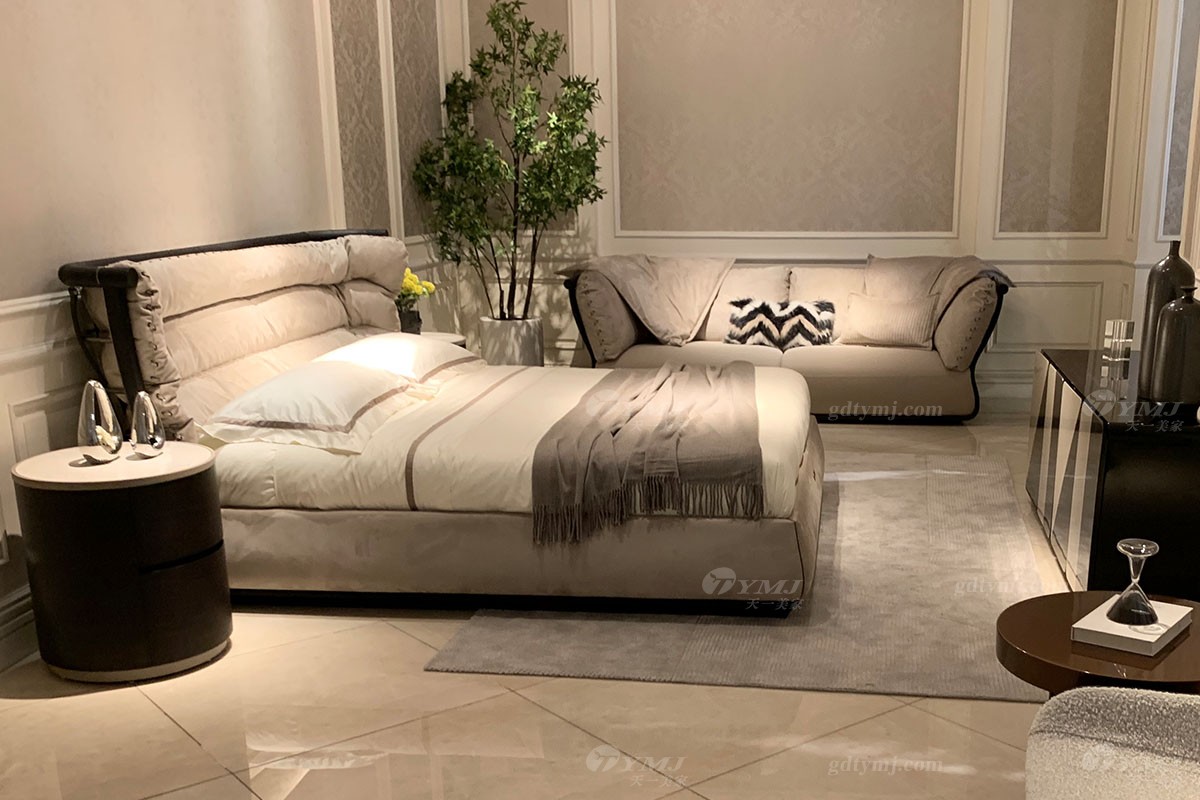 現代舒適雙人大床