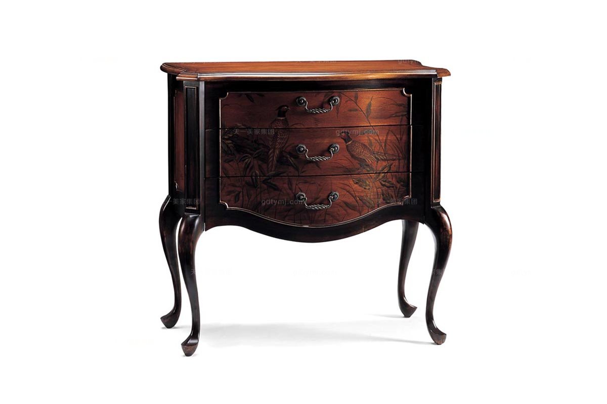 美式露木色玄關